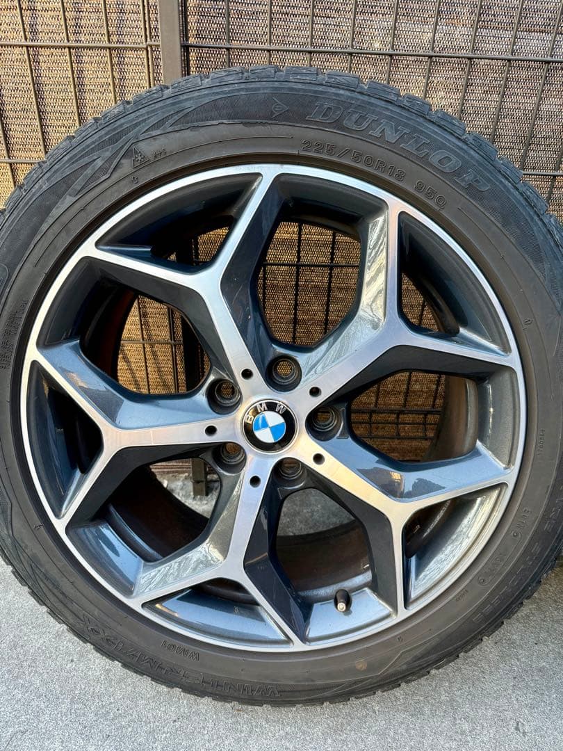 さ*う様 BMW 225/50/R18 スタッドレスタイヤホイールセット DUN