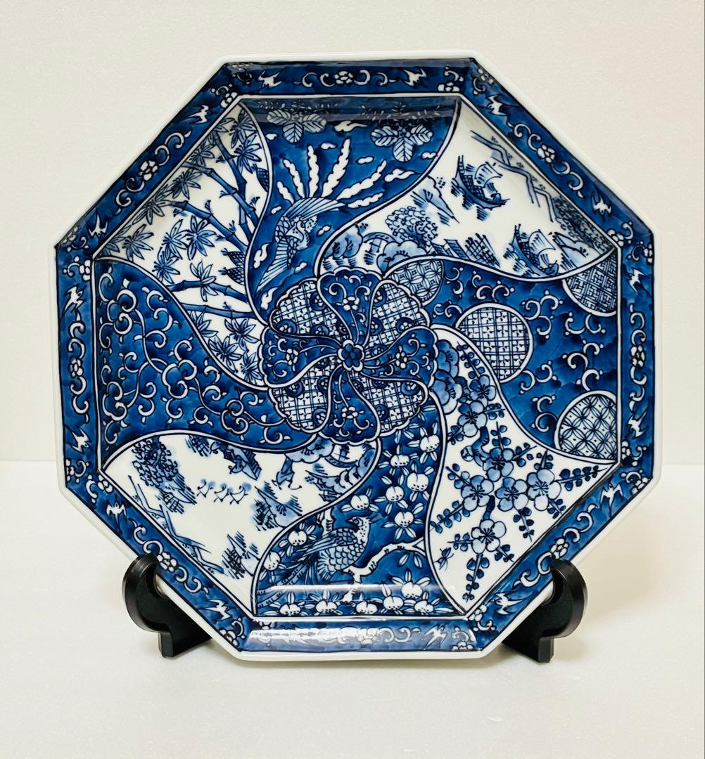 平戸三川内焼 平戸松山窯 祥瑞手 染付捻り吉祥文様 八角大皿31cm 平戸松山】祥瑞山水 八角銘々皿 | 三川内焼オンライン・ショップ