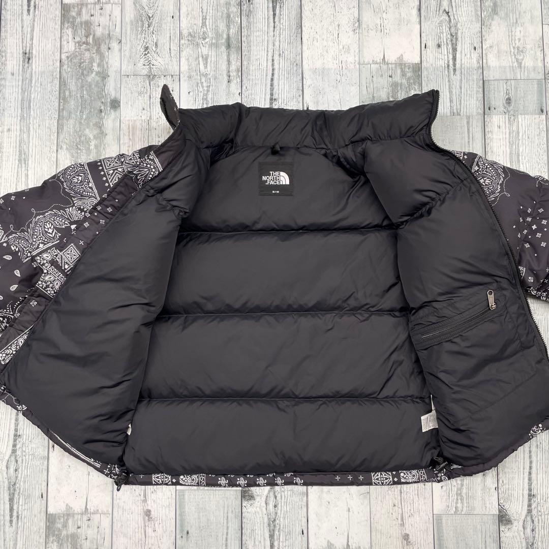♦️未使用に近い♦️THE NORTH FACE バンダナ柄ダウンジャケットM