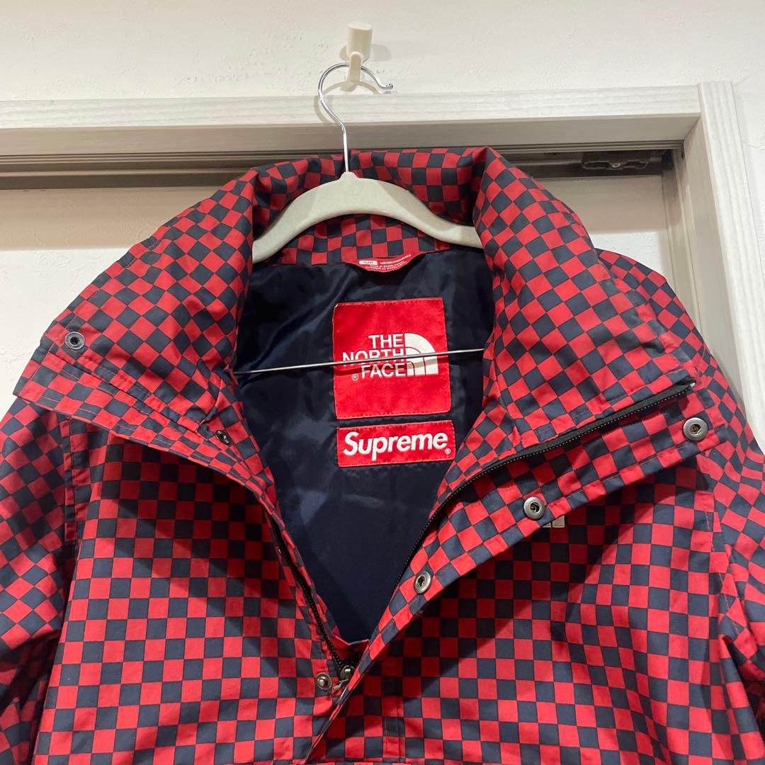 シュプリーム ✕ ノースフェイス チェッカーナイロンプルオーバー