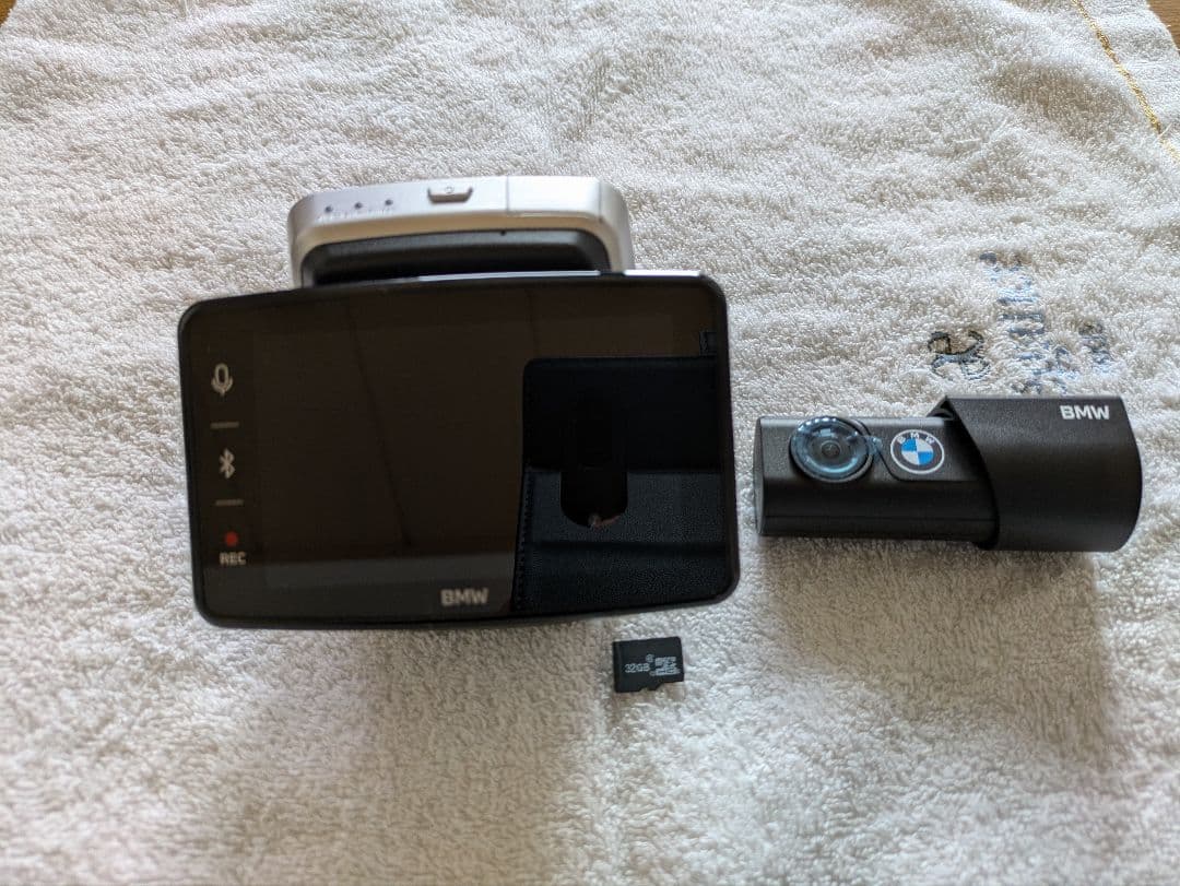 BMW純正ドライブレコーダーAdvanced Car Eye3.0PRO BMW ドライブレコーダー Advanced Car Eye 3.0｜BMW.co.jp