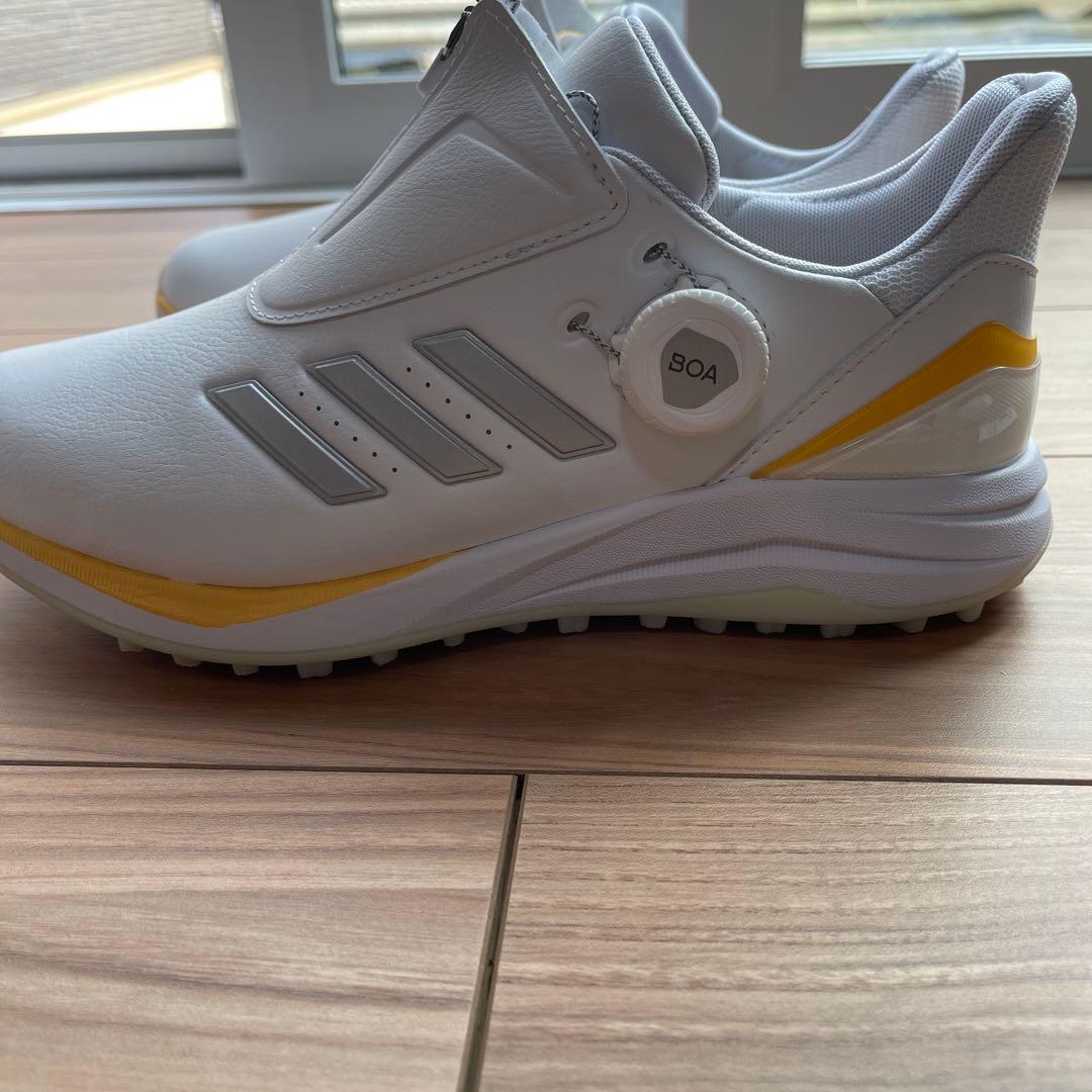 adidasレディースソーラーモーションボア ゴルフシューズ 24.5cm 白