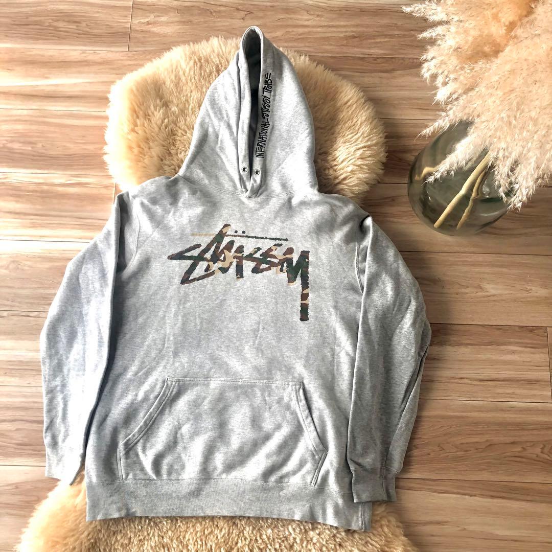 最終値下げ ステューシー stussy パーカー 迷彩センターロゴ サイズL