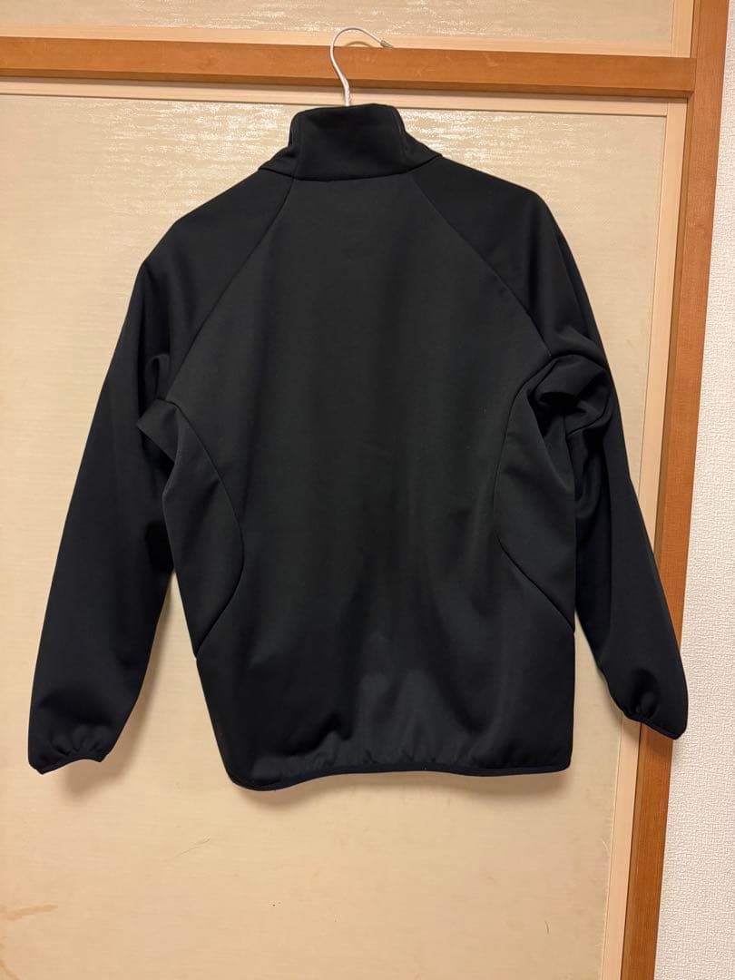 デサント ミドルレイヤー 160 (値引き交渉可能)の通販｜www