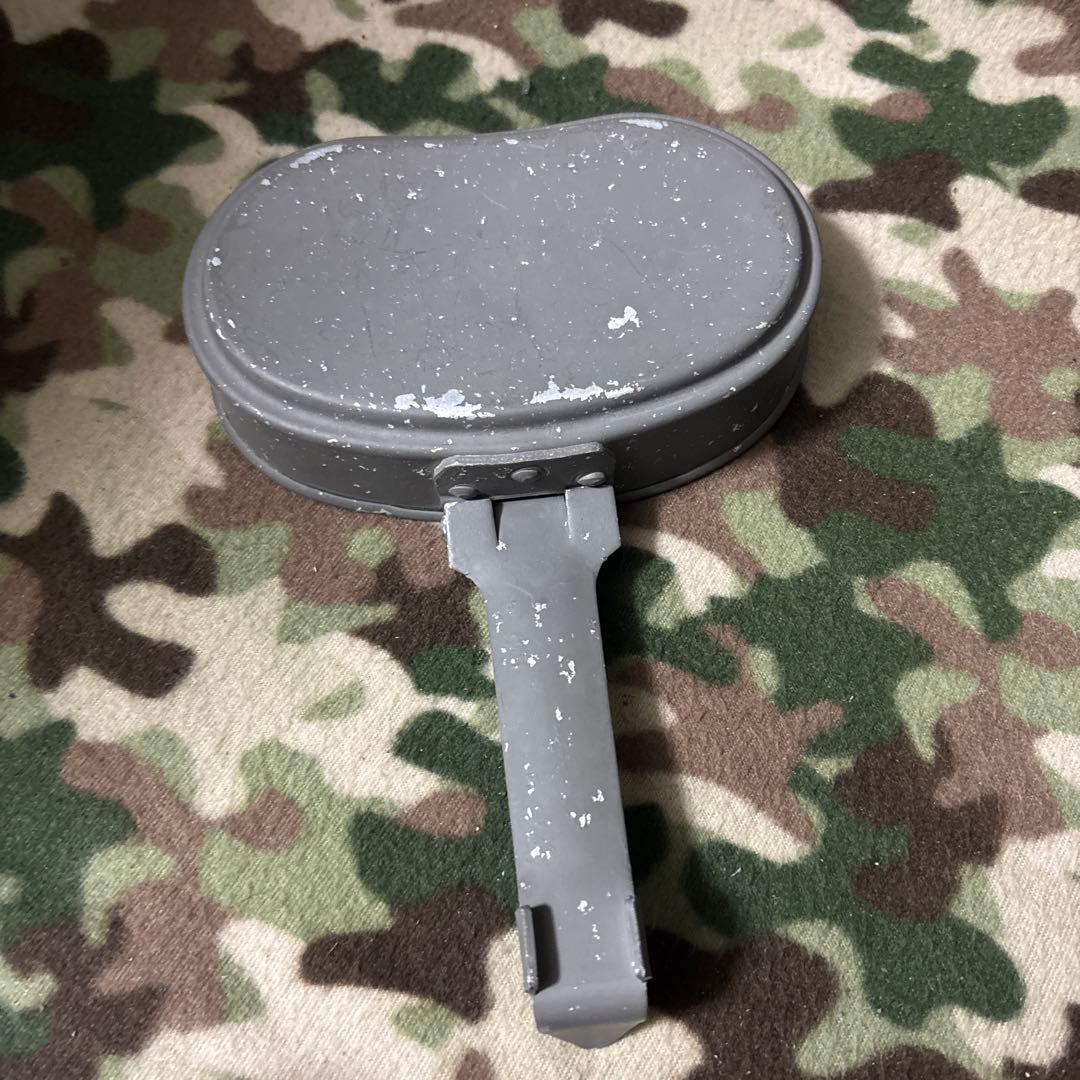 2点セット価格 ドイツ軍 飯盒 ⑬ イギリス軍 メスキット MMS 1945