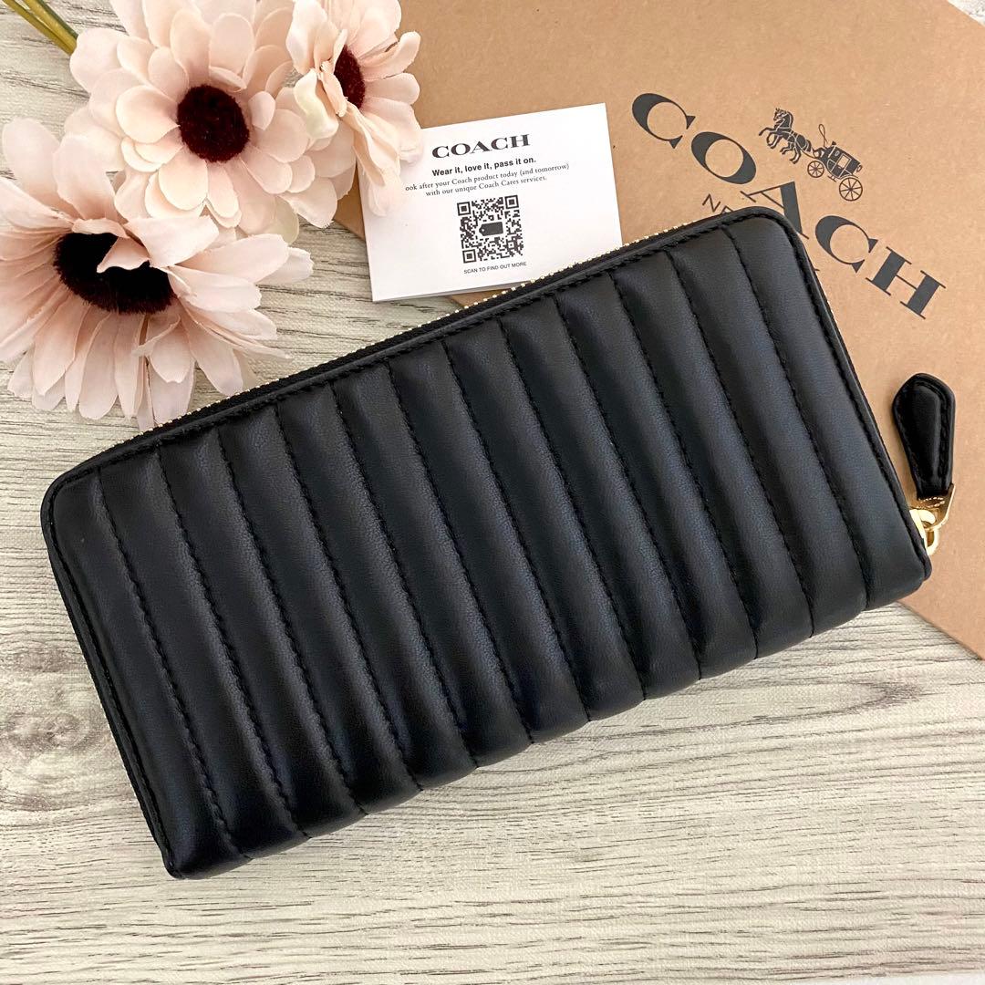 《新品未使用》COACH コーチ　長財布 ブラック　キルティング　レザー　長財布