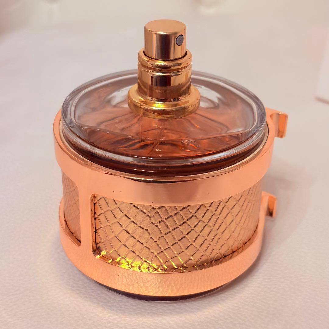 日本未発売 ドバイ限定品 100ml キャロライナヘレナ オーデパルファム
