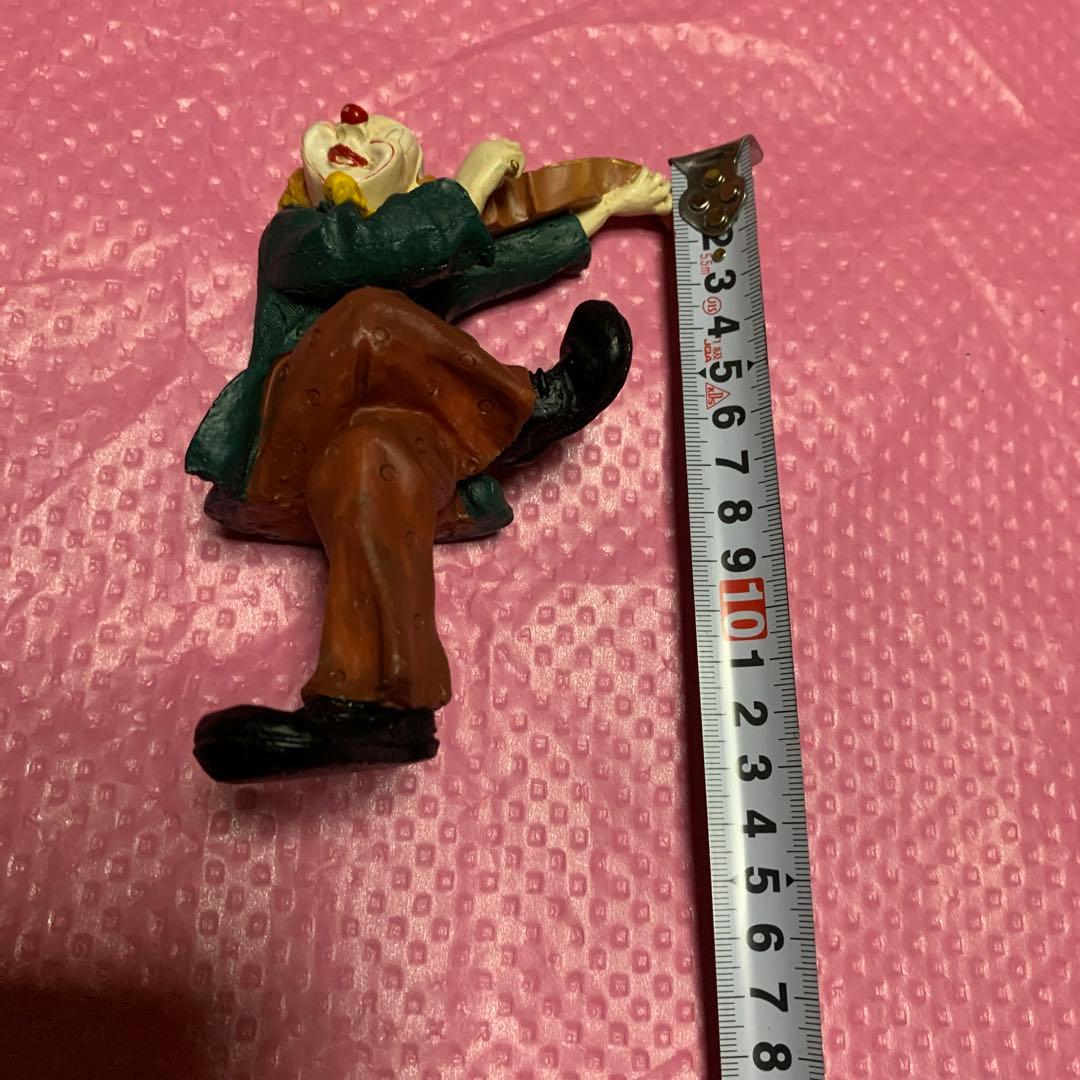 お座りピエロ 置物 陶器 バイオリン - メルカリ