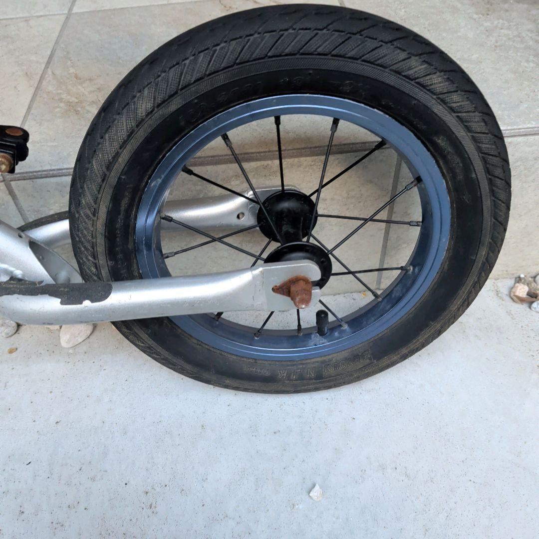 ストライダー プロ 軽量 シルバー カスタム タイヤ 予備