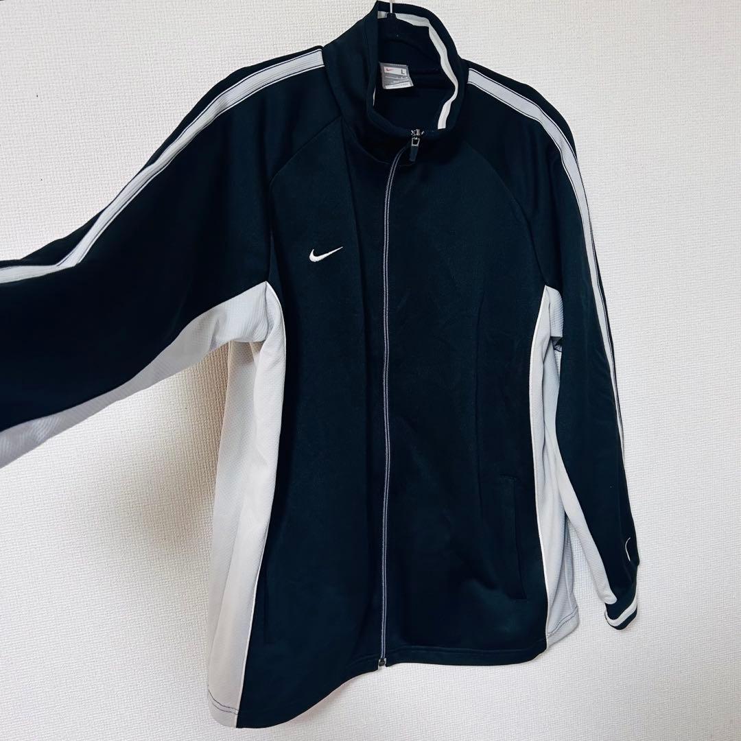 00s NIKE トラックジャケット 黒×白 ジャージ y2k テック系 L - メルカリ