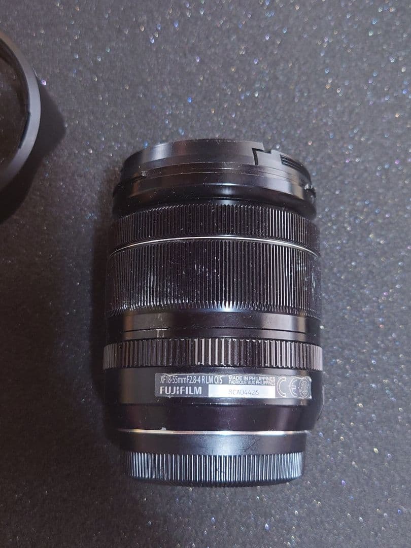 XF 18-55mm f/2.8-4 R LM OIS ズームレンズ