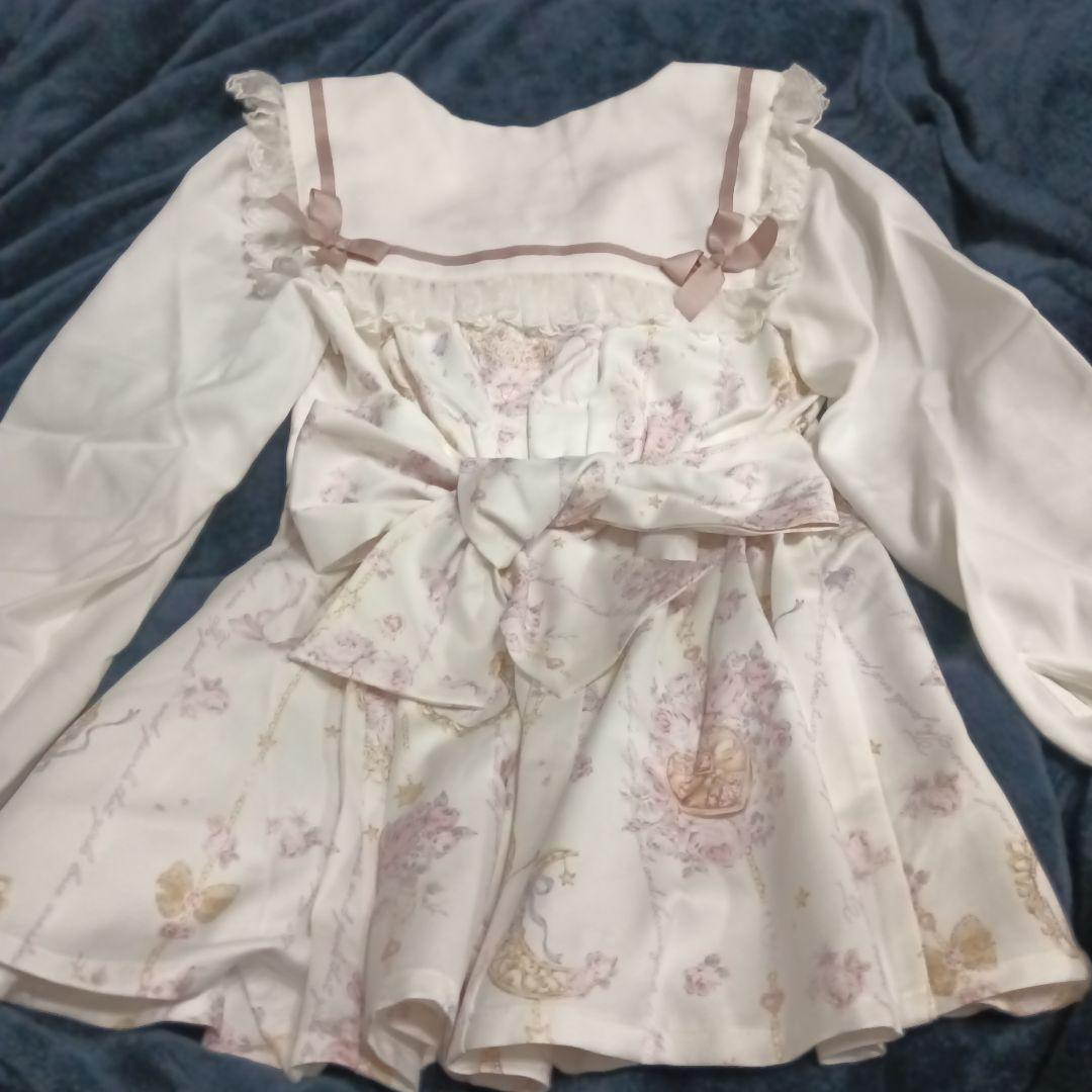 お値引中】LIZLISA 新品 リズリサ ジュエリー柄セットアップ - メルカリ