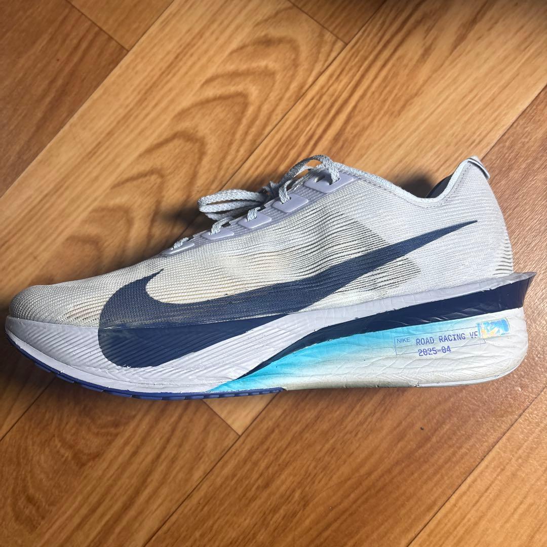 NIKE ヴェイパーフライ4 26.5cm