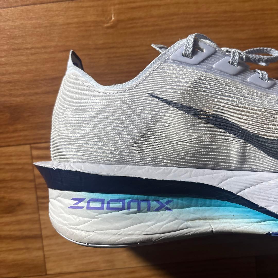 NIKE ヴェイパーフライ4 26.5cm