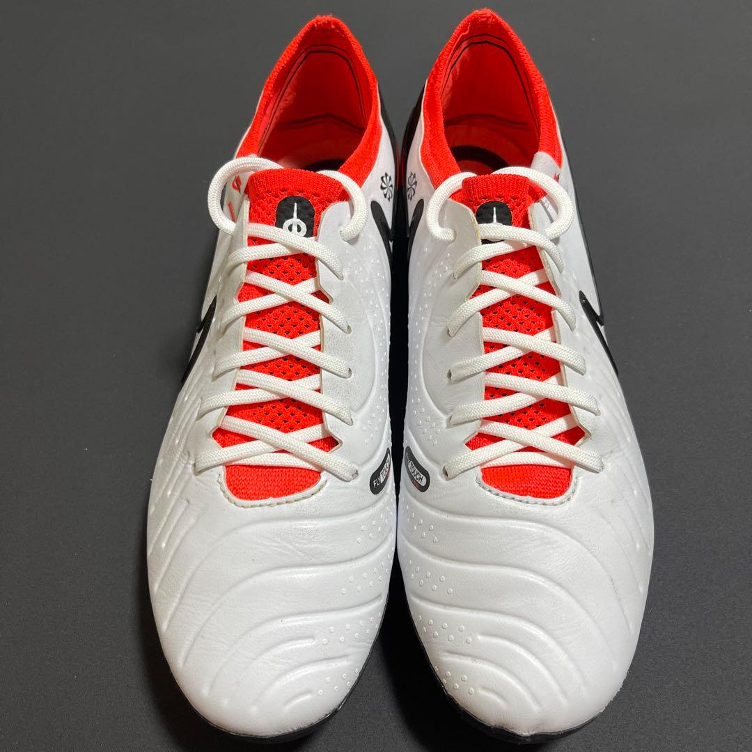 NIKE ティエンポレジェンド10 AG 26.5CM