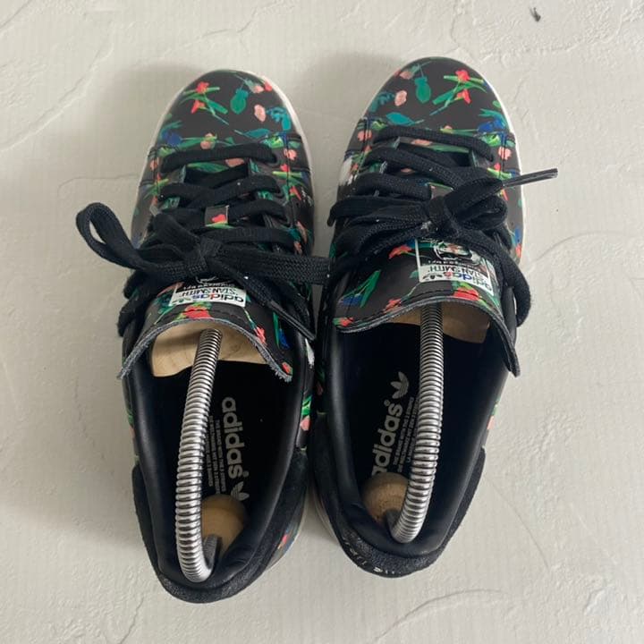 adidas アディダス スタンスミス 花柄 黒 レディース ジュニア キッズ