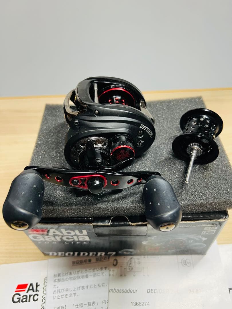 アブガルシア ディサイダー 7 ベイトリール 左巻き アブガルシア ディサイダー 7 ベイトリール 左巻き アブガルシア(Abu