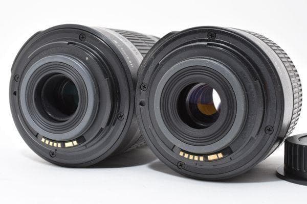 Canon EOS Kiss X4 Wズームキット《ショット数わずか1489回》