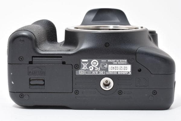 Canon EOS Kiss X4 Wズームキット《ショット数わずか1489回》