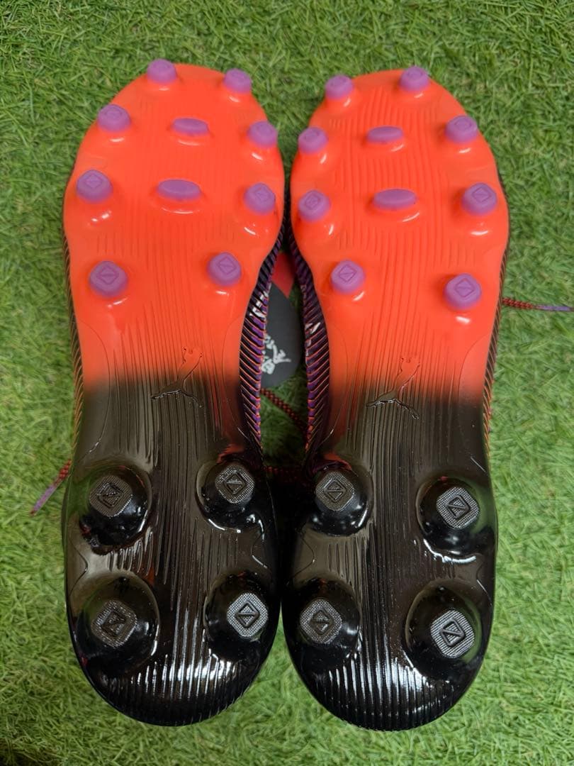 【新品】PUMAプーマ フューチャー8 アルティメット HG/AG 27.0cm