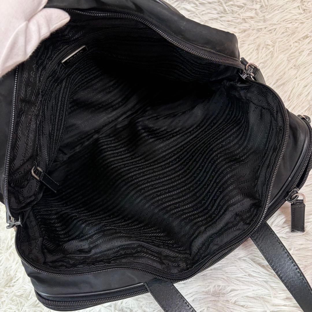 PRADA 三角プレートロゴ ナイロンサフィアーノレザーブリーフケース 黒