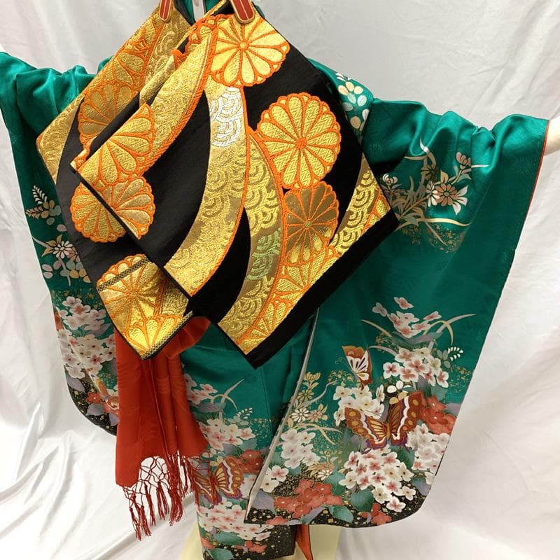 509ag24□七五三 七歳 女児 着物のみ 金彩 蝶 花 孔雀緑□美品 - メルカリ