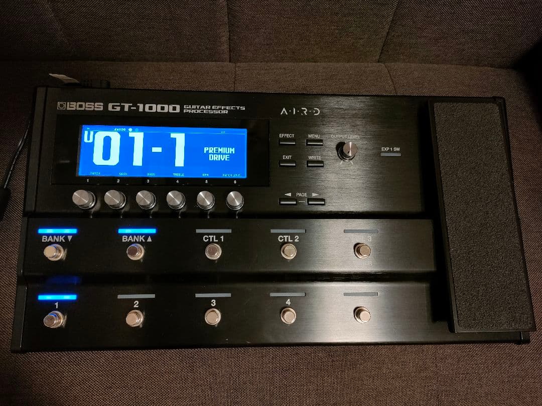 ギター BOSS GT-1000 Guitar Effects Processor Amazon.com: BOSS GT-1000 Guitar Multi-Effects Processor with