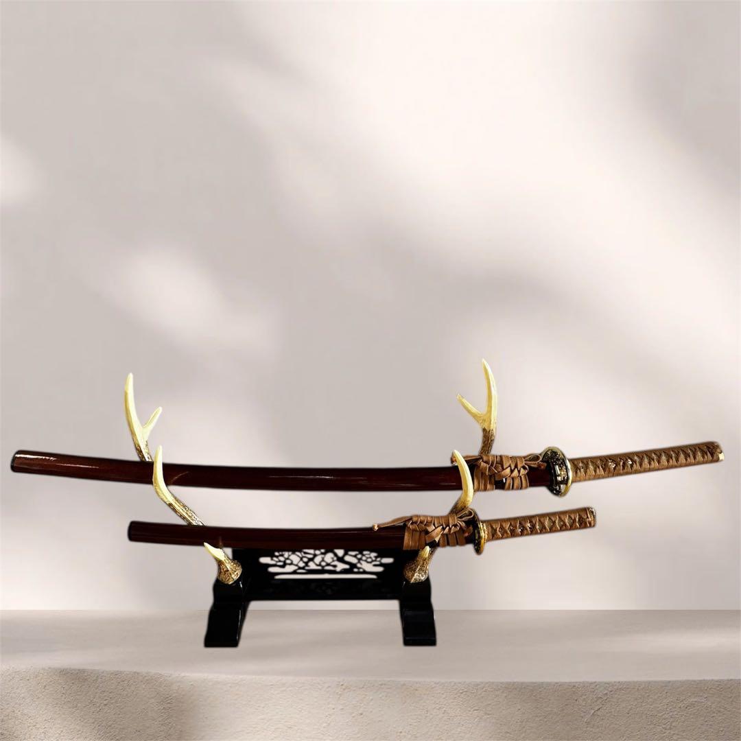 日本刀（模造刀）2本セット　刀置き付きJapanese sword, 日本刀（模造刀）2本セット 刀置き付きJapanese sword, 日本刀（模造刀
