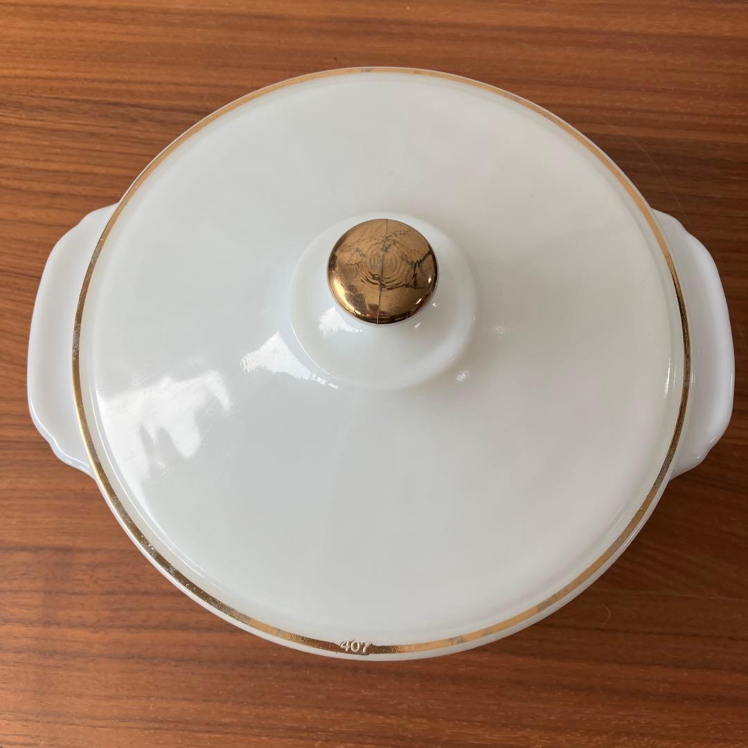 レア】fire king/ファイヤーキング 金縁 蓋付きキャセロール 逆刻印