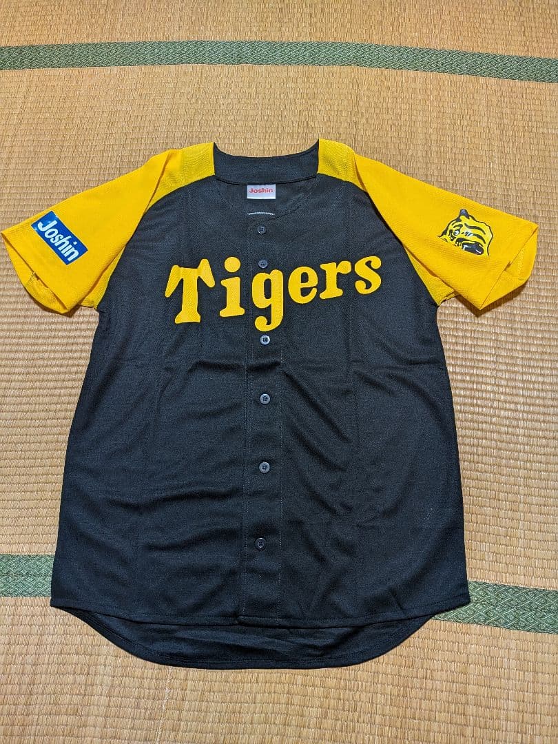 Hanshin Tigers ユニフォーム 黒/黄 - メルカリ