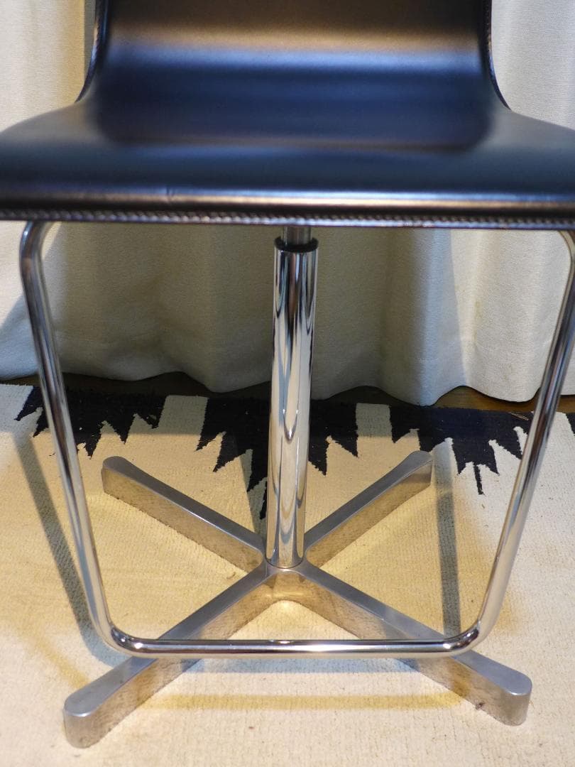 美品約40万カッシーナixc伊製Cassinaスツール本革チェアWOK535昇降