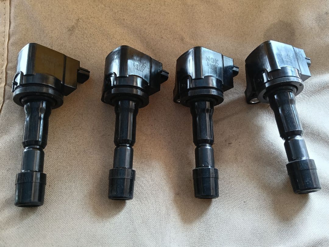 NGK GE6フィット1.3L ほぼ新品 NGKイリジウムMAXプラグ4本セット フィット GE6、GE7、GP4 DF6A-13B