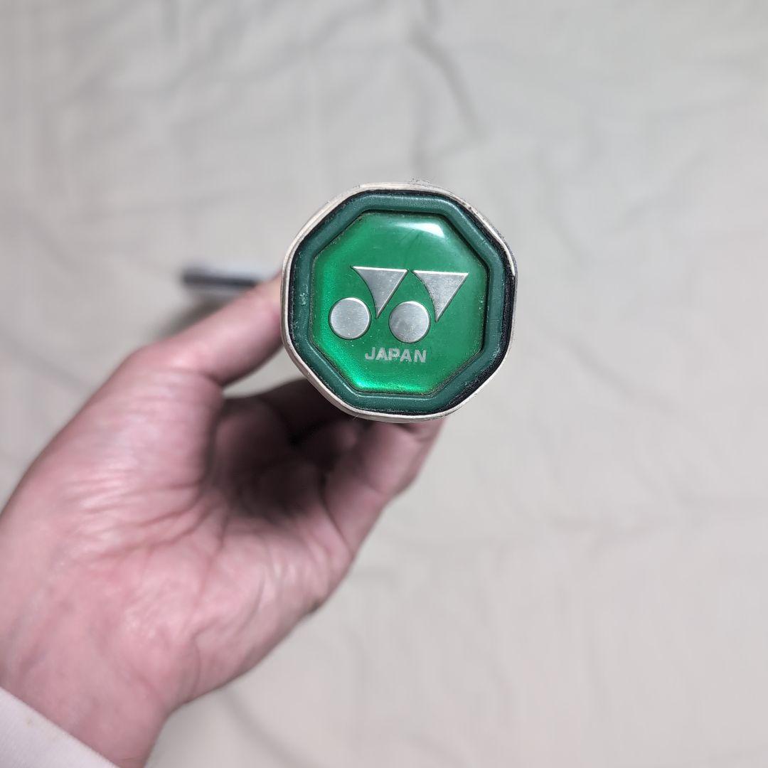 YONEX GEOBREAK70V 白 × 金 UL1 - メルカリ