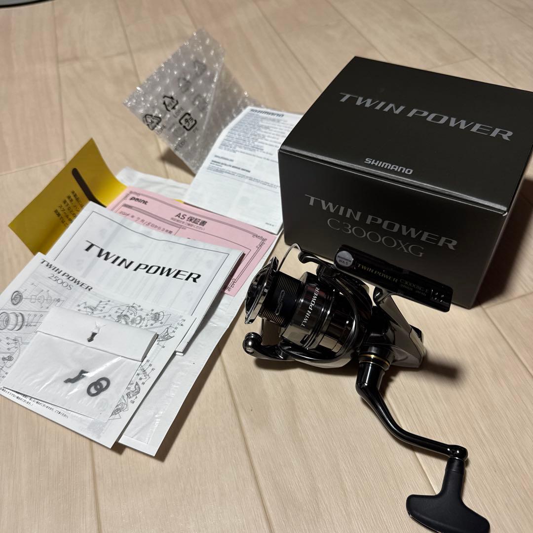 SHIMANO TWIN POWER C3000XG スピニングリール Amazon | シマノ(SHIMANO) スピニングリール 15 ツインパワー C3000XG