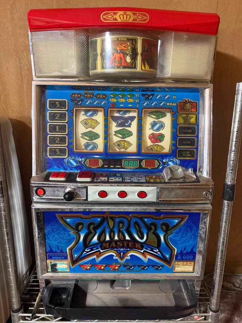 タロットマスター スロットマシン　メダル付き タロットマスター スロットマシン メダル付き タロットマスター