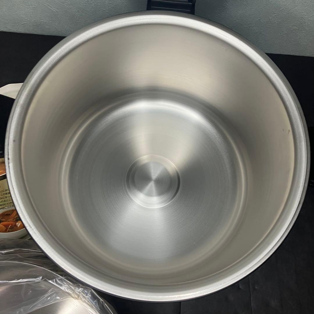 タイガー魔法瓶　保温調理鍋　まほうなべ　真空ステンレス　3.0L 未使用品