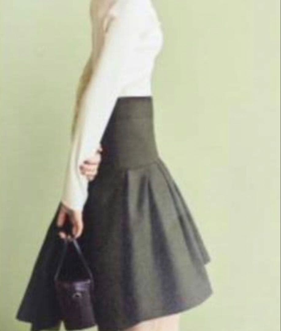 美品 FOXEY フォクシー ウール シルク 掲載 スカート 40 - メルカリ