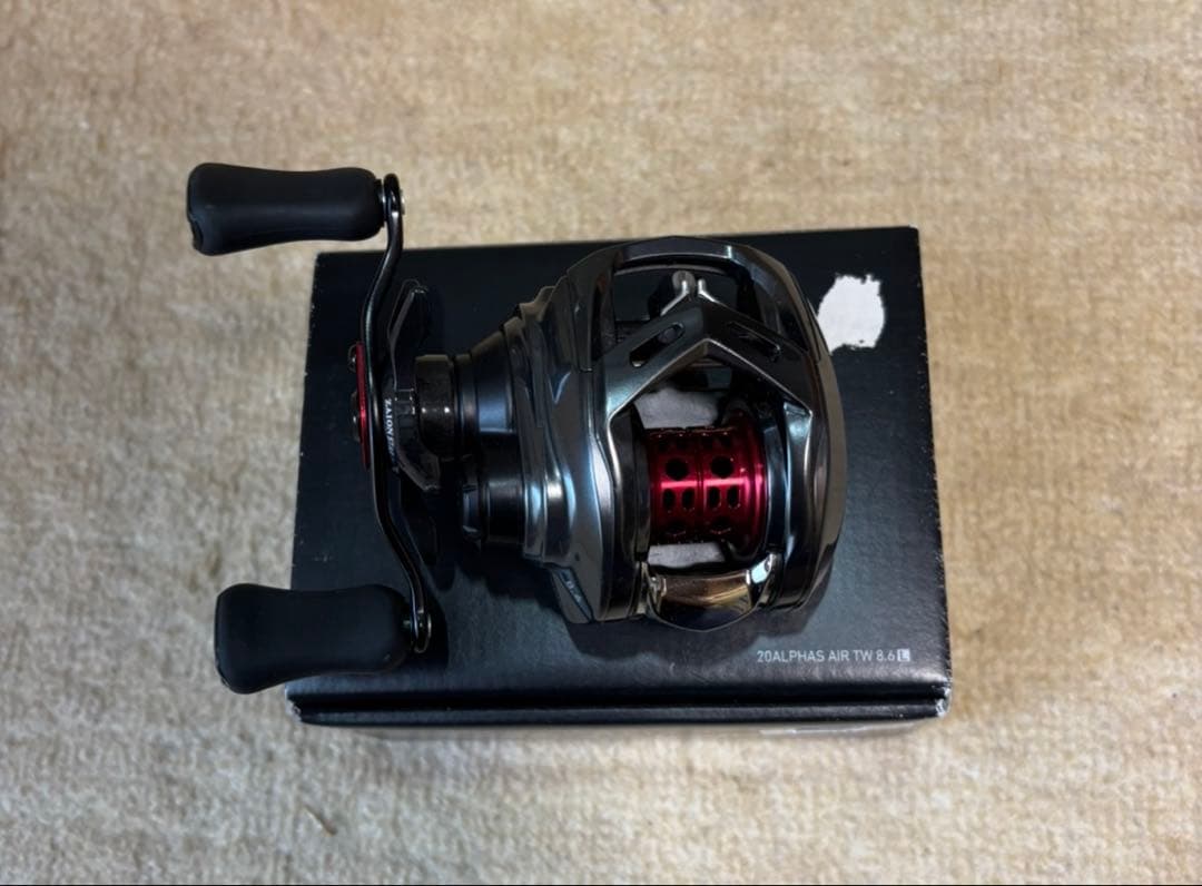 【美品】ダイワ　アルファスAIR TW 8.6L