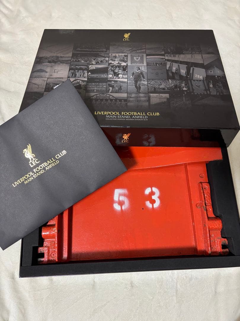 リバプールFC 公式コレクターズエディション メインスタンド木製シート LFC Collectable Souvenirs | Liverpool FC Online Store