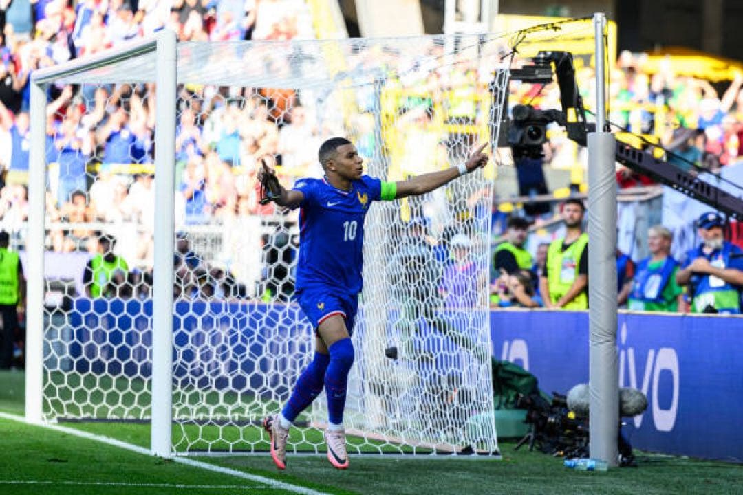 ムバッペ ユニフォーム フランス代表 オーセン ユーロ2024（H）