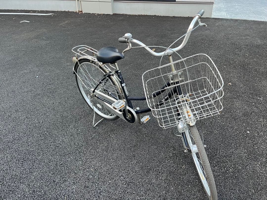シティサイクル ブラック フロントバスケット付き