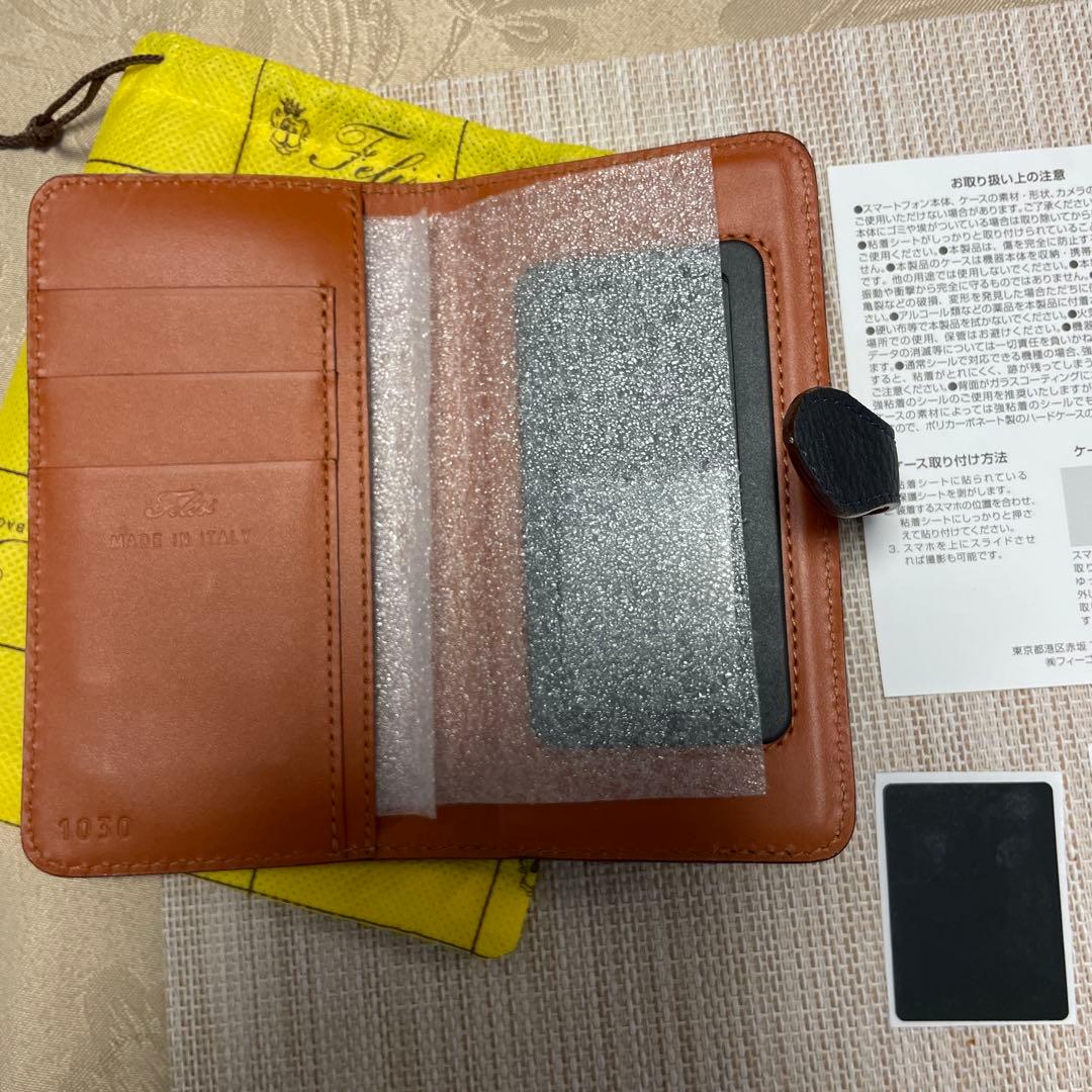 新品未使用】フェリージ Felisi スマートフォンケース 1030 ネイビー