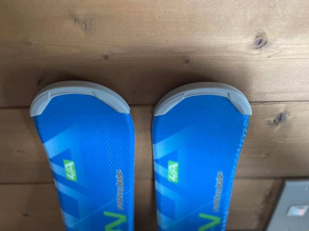 スワロースキー ロタシオン 147cm スキー板 ビンディング - メルカリ