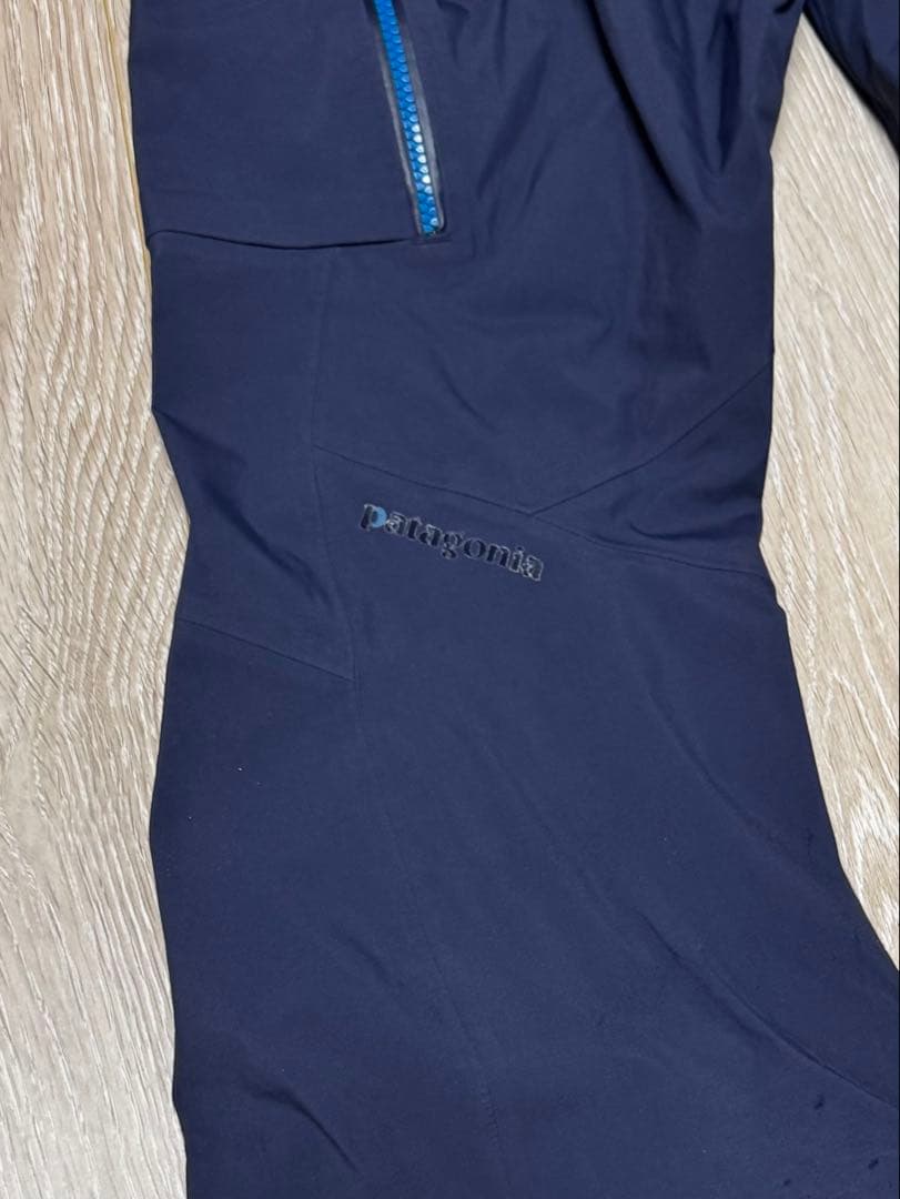patagonia スノーウェアパンツ2本、 フリース1着 ファッショ