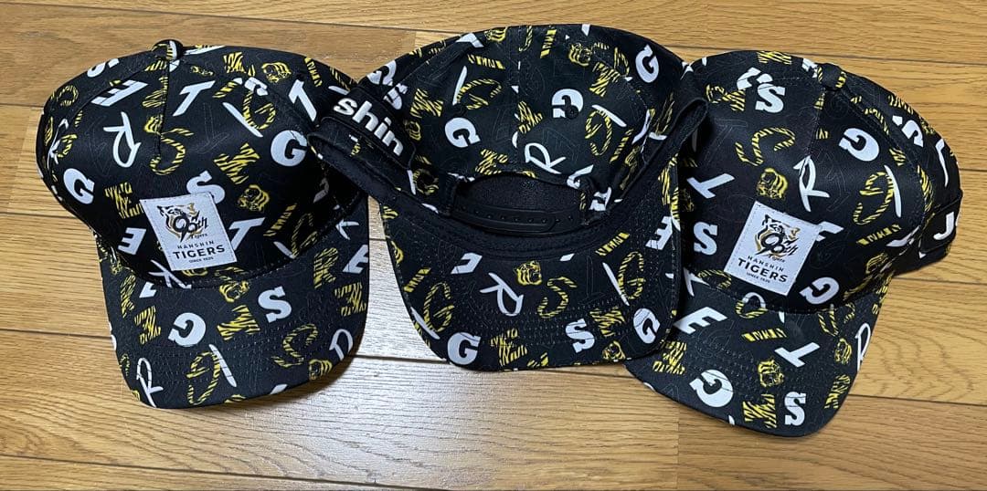 阪神タイガース球場配布キャップ バンダナ タオル Tシャツ 甲子園開幕