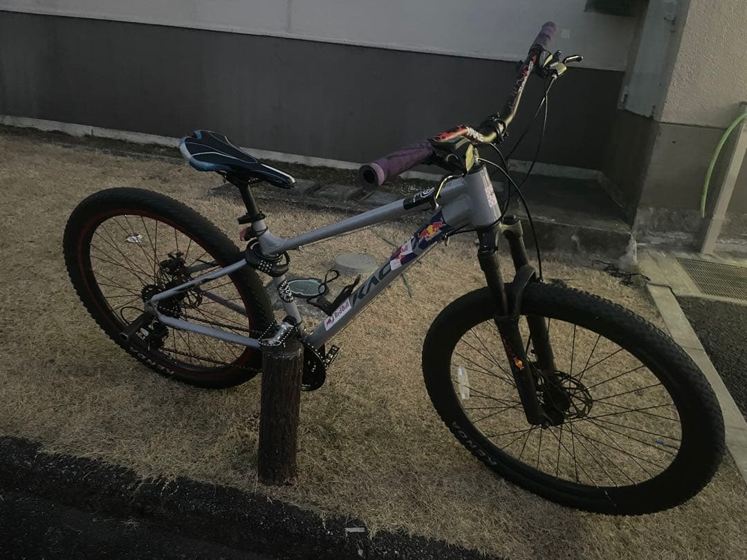 KAGRA27.5インチ マウンテンバイク RedBull 引き渡し限定です。 - メルカリ