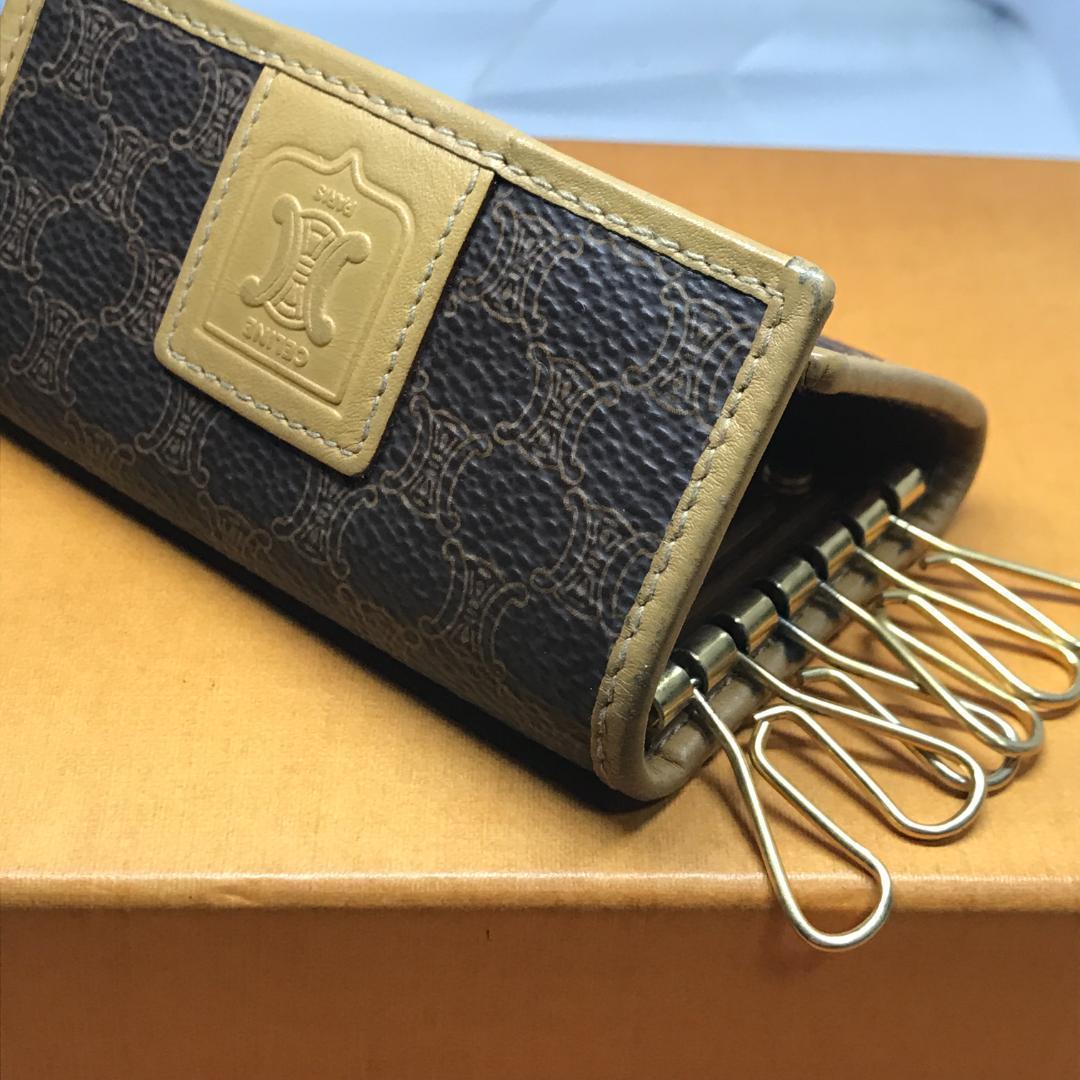 ☆ CELINE セリーヌ☆ キーケース 6連 マカダム柄 トリオンフ レザー
