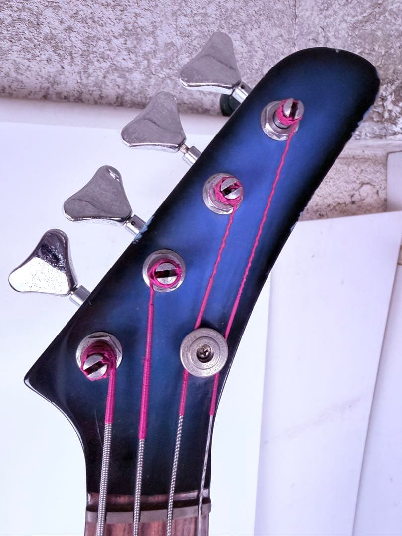 貴重品♪ Fernandes EXB-85 Explorer Bass - メルカリ