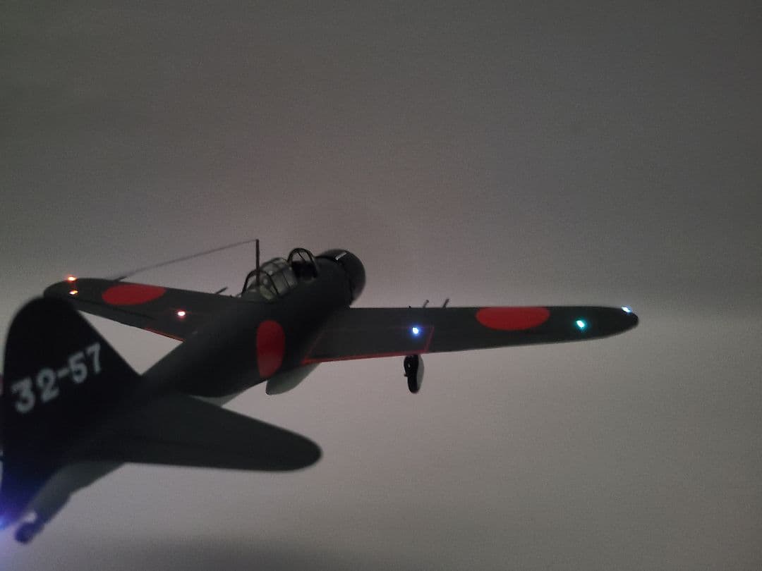 零式艦上戦闘機52型 リアルモーターライズ 完成品 タミヤ1/48 零