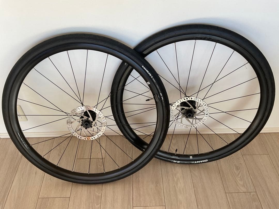 GIANT S-R2 DISC WheelSet 24H - メルカリ